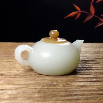 【玉壺】和田玉糖白玉
